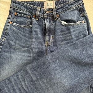 BDG Women’s Tapered Baggy Jeans